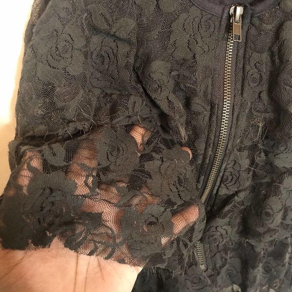 UO Pins & Needles Tiered Lace Grey Top - Picture 4 of 6